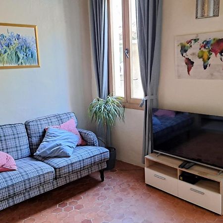 Апартаменты Renovated Fully Equipped Studio For 2 To 4 Pers Ла-Сьота Экстерьер фото